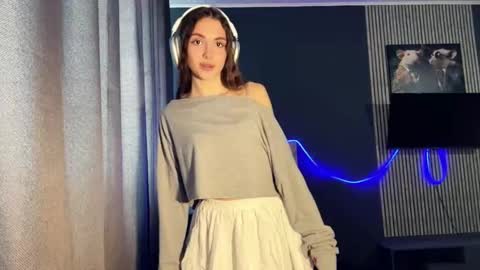 Nia online show from March 2026 11:14:01 AM