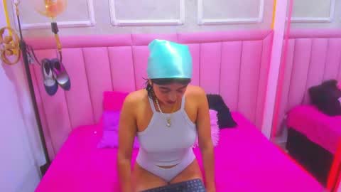 Snapshot of velvet_giirll chatting on July 2026 03:51:01 PM velvet_giirll online show from July 2026 03:51:01 PM