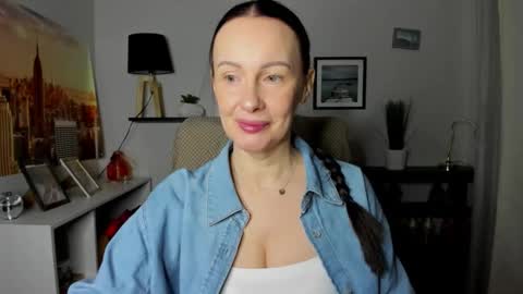 Jasmine online show from February 2026 06:40:02 AM