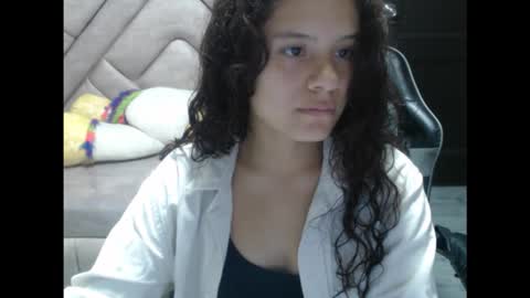 Snapshot of velvet_moon_v chatting on October 2025 01:07:02 PM velvet_moon_v online show from October 2025 01:07:02 PM