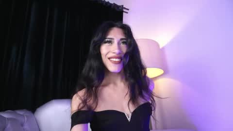 Velvet  online show from April 2026 08:10:01 PM