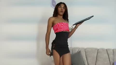 Snapshot of velvet_sex23 chatting on July 2026 08:07:02 AM velvet_sex23 online show from July 2026 08:07:02 AM