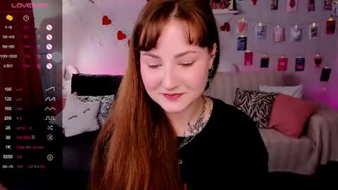 Snapshot of velvetcherry_ chatting on July 2026 09:05:01 AM Mia online show from July 2026 09:05:01 AM