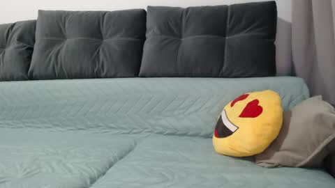 velvetmoon123 online show from April 2026 06:56:02 PM