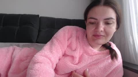 velvetmoon123 online show from June 2026 08:42:02 AM