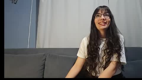 velvetsolez online show from April 2026 08:56:01 AM