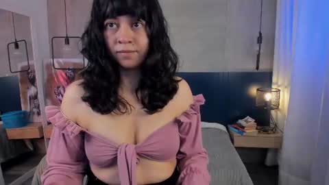 Snapshot of velvettease_ chatting on July 2026 01:14:01 PM velvettease_ online show from July 2026 01:14:01 PM