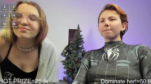 Snapshot of velvetvalkyries chatting on December 2024 07:53:02 PM CLEOshort hair TIna long hair online show from December 2024 07:53:02 PM