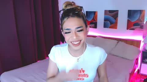 velvetviper69 online show from September 2025 07:49:02 PM