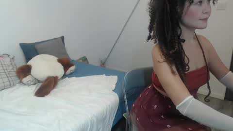 Snapshot of velvetwo chatting on October 2025 05:15:01 AM Adora19 Elian30 online show from October 2025 05:15:01 AM