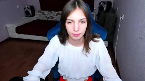 veneradi615 online show from February 2025 05:04:02 PM