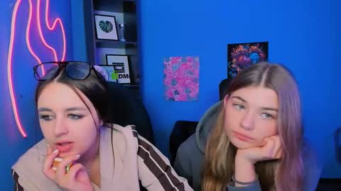 venezia_barton online show from February 2026 04:16:02 PM