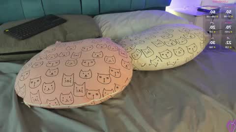 Snapshot of venezolana_caro chatting on October 2025 11:52:02 AM venezolana_caro online show from October 2025 11:52:02 AM