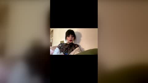 Snapshot of venom_goddess chatting on June 2026 04:23:01 PM venom_goddess online show from June 2026 04:23:01 PM