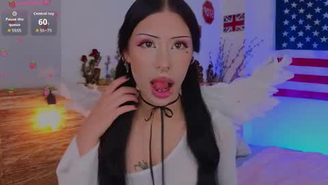 Snapshot of venomeowww_ chatting on May 2026 04:53:01 AM Vivian online show from May 2026 04:53:01 AM