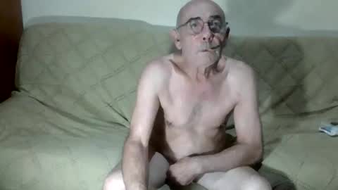 Snapshot of ventura50 chatting on October 2025 02:07:01 PM ventura50 online show from October 2025 02:07:01 PM