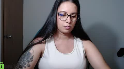 Snapshot of venus__24 chatting on May 2026 05:03:02 AM venus online show from May 2026 05:03:02 AM