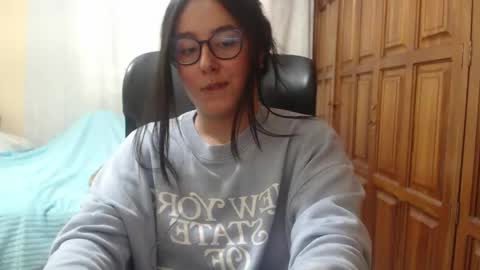 Snapshot of venus_cat_ chatting on June 2026 04:11:01 PM Venus online show from June 2026 04:11:01 PM