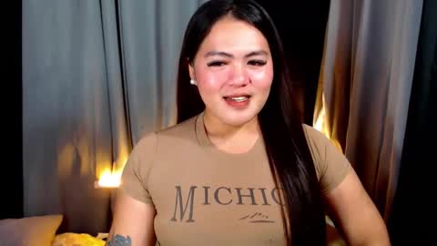 I am Colly Your mystery girl online show from April 2026 11:35:01 AM