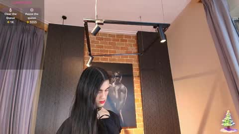 VENUS online show from January 2025 12:25:02 PM
