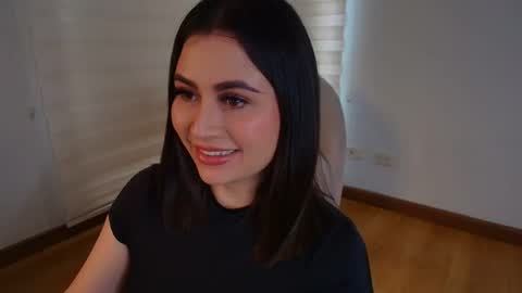 Venus online show from November 2025 09:03:02 PM