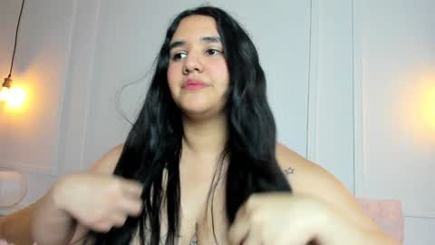 Snapshot of venus_naughty_1 chatting on December 2024 10:44:02 AM Sofi online show from December 2024 10:44:02 AM