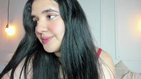 Snapshot of venus_naughty_1 chatting on January 2025 11:35:01 AM Sofi online show from January 2025 11:35:01 AM