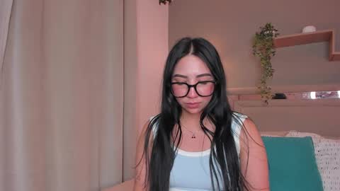 Snapshot of venus_reid chatting on February 2025 09:33:01 AM venus_reid online show from February 2025 09:33:01 AM