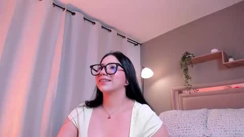 Snapshot of venus_reid chatting on September 2025 04:47:01 AM venus_reid online show from September 2025 04:47:01 AM