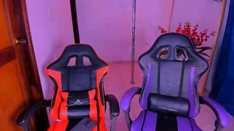 venus_velvet online show from October 2025 07:17:02 AM