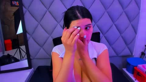 Venusowen  online show from December 2025 12:55:01 PM