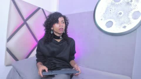 venuss_03 online show from April 2026 03:15:01 AM