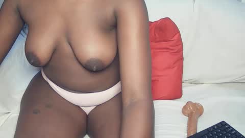 vera_bliss21 online show from May 2026 10:06:01 PM
