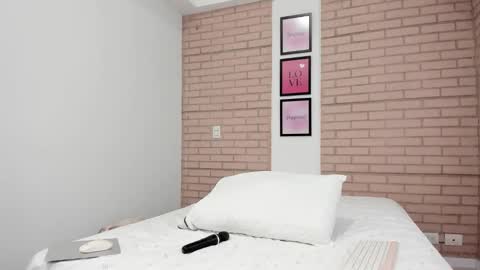 Vera online show from March 2025 10:42:01 PM