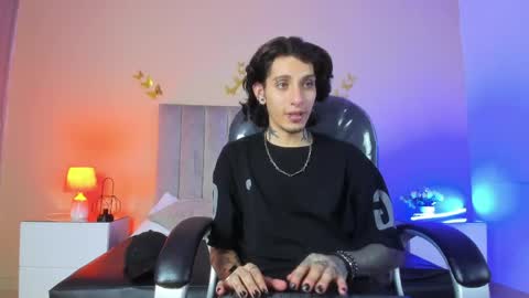 vergil_noir online show from May 2026 05:03:01 AM