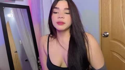 Snapshot of veronica_118 chatting on June 2026 01:52:02 AM veronica_118 online show from June 2026 01:52:02 AM