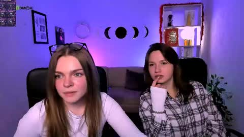 Ronni online show from April 2026 07:43:01 PM