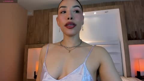 Snapshot of veronica_garciaa chatting on May 2026 02:23:01 PM Johovanna online show from May 2026 02:23:01 PM