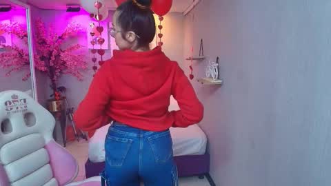 veronica online show from February 2026 07:54:01 PM