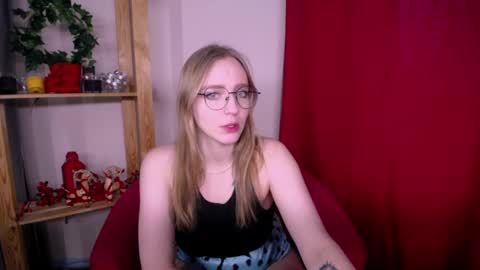VERONICA online show from February 2025 04:06:01 AM