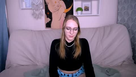 VERONICA online show from February 2025 02:59:02 PM