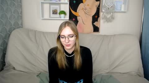 VERONICA online show from February 2025 12:57:02 PM