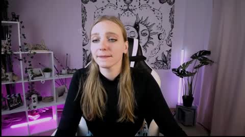 VERONICA online show from March 2025 05:58:02 PM