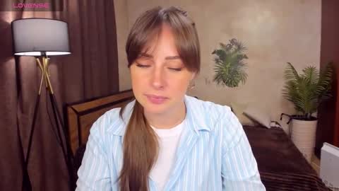 Veronica online show from October 2025 09:30:02 AM