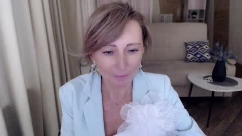 Helen online show from January 2025 11:17:01 AM