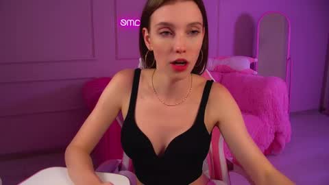 Snapshot of veronicavance chatting on September 2025 07:04:01 PM Veronica online show from September 2025 07:04:01 PM