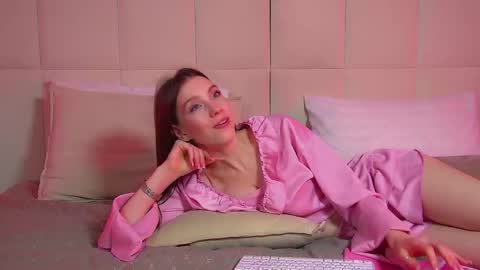 Veronica online show from March 2026 06:35:01 PM