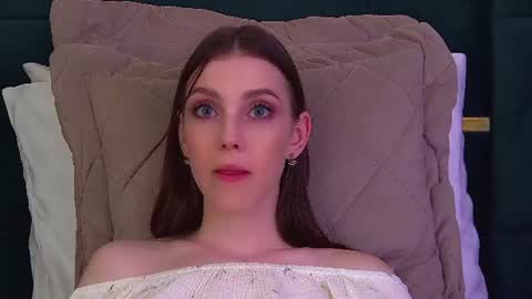 Veronica online show from July 2026 07:23:02 AM