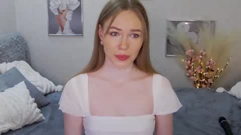 Snapshot of veronikamitchel chatting on February 2025 09:56:02 PM Veronika online show from February 2025 09:56:02 PM