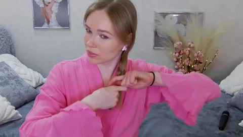 Snapshot of veronikamitchel chatting on February 2025 12:35:02 AM Veronika online show from February 2025 12:35:02 AM